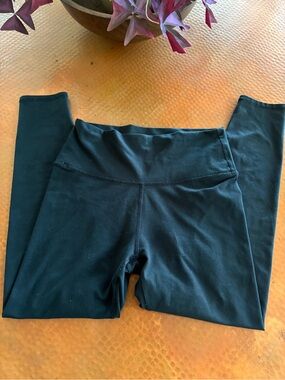 aerie Black athletic High-Waist Leggings good clean condition